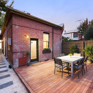 Photo of a transitional deck in Melbourne.