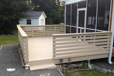 Transitional deck photo in Little Rock