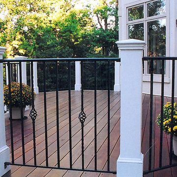 Octogonal Deck with Wrought Iron Railing