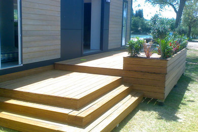 Deck - contemporary deck idea in Other