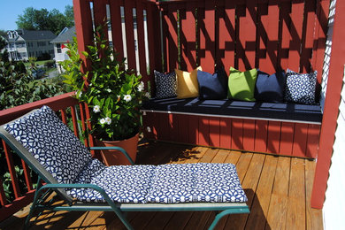 Deck - mid-sized traditional backyard deck idea in Boston