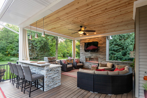 Transitional Deck by A Perfect Coverage