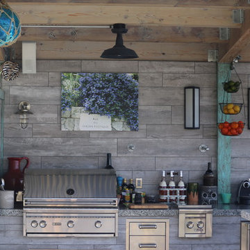 Outdoor Waterside Deck and Kitchen