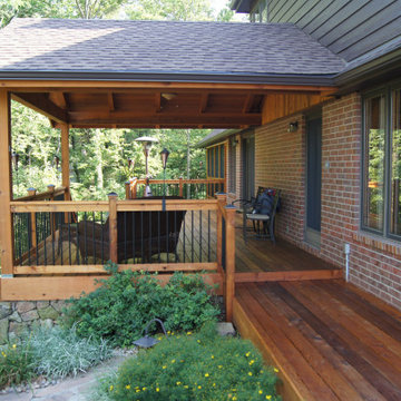 Overhang deck and Screened in porch