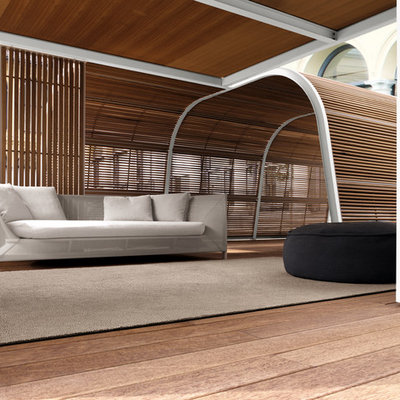 Example of a trendy deck design in Other