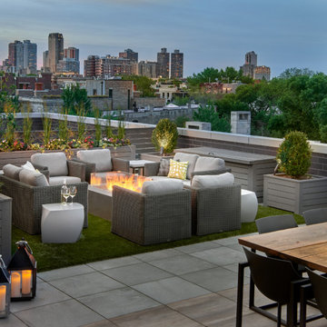 Penthouse Rooftop - Fireside Seating