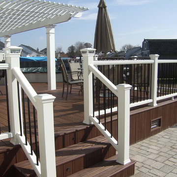 Pergola, TREX Deck, Custom railings