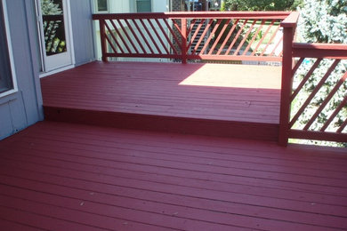 Deck - mid-sized backyard deck idea in Kansas City with no cover