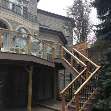 PVC Deck with Aluminum Railings and Staircase