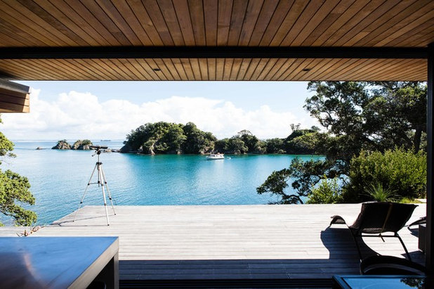 Tropical Deck by Jessop Architects Ltd