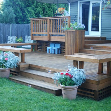 Redmond custom clear cedar deck