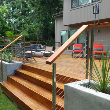 Remsen Ct Mahogany Deck