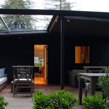 Rockridge Redux - Extending an Elegant Home Outdoors