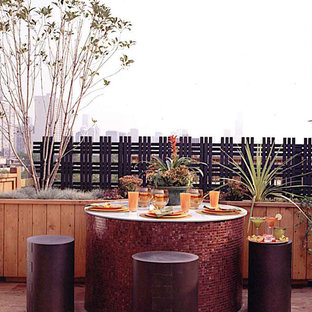 Deck - eclectic deck idea in Chicago