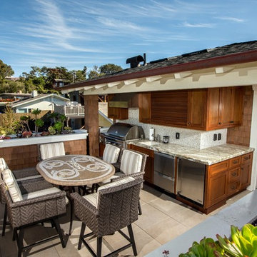 Rooftop Kitchen in a Del Mar Beach Home's Exterior Design