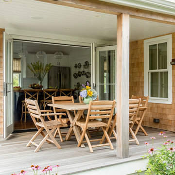 Sandy House- Deck