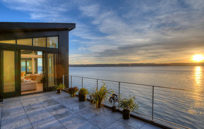 Houzz Tour: Island Home Works With the Forces of Nature