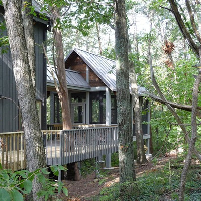 Deck - rustic deck idea in Nashville