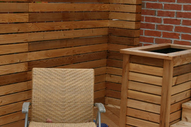 Example of a classic deck design in Toronto