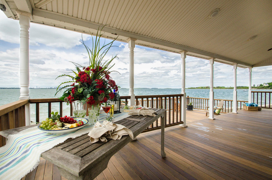 Sea Side Vacant with views of the Boston Skyline!
