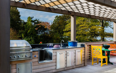 How to Cook Up Plans for a Deluxe Outdoor Kitchen