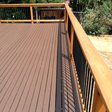 Seattle Solid-Stain Deck 2015