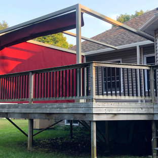 おしゃれなサンタフェスタイルのウッドデッキ 目隠し の画像 21年5月 Houzz ハウズ