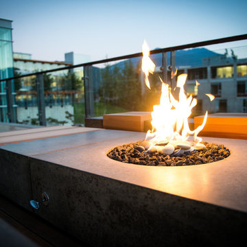 Social Series Fire Pit / Table and Benches