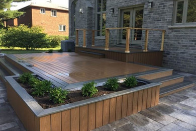 Deck - contemporary deck idea in Toronto