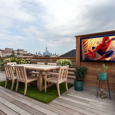 Mid-sized minimalist rooftop outdoor kitchen deck photo in New York with no cover