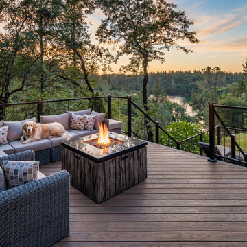 Sunrise Deck and Outdoor Kitchen