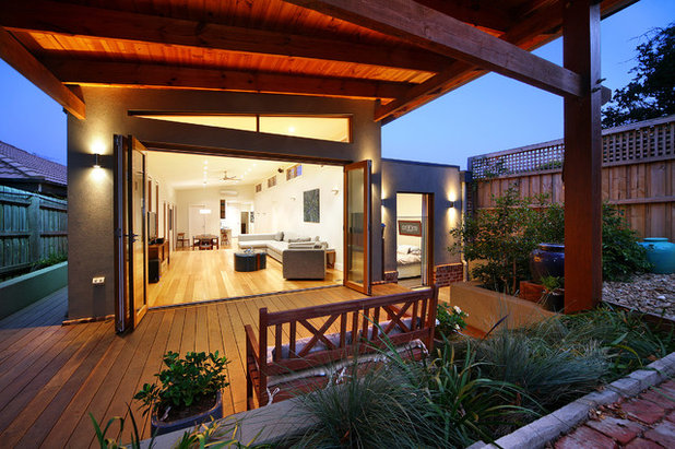 Modern Terrasse by Brent Builders