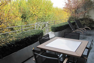 Photo of a contemporary terrace in Milan.