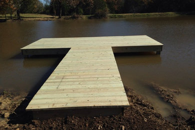 Thanksgiving Pier for little ones to fish