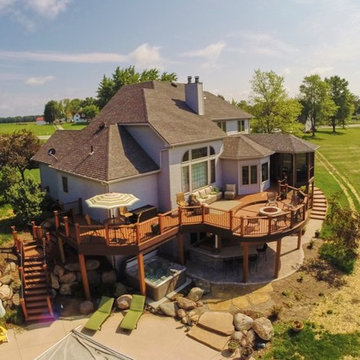 This Churubusco, IN, outdoor living combination is a dream come true!