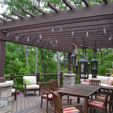 Trex Transcends Deck with Curved Railing