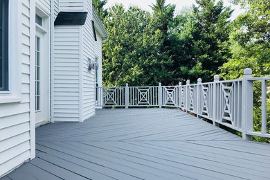 Inspiration for a transitional deck remodel in DC Metro