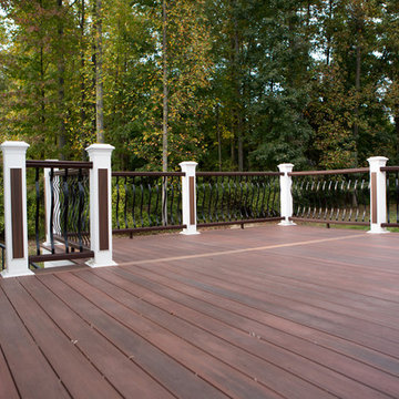 Upper Marlboro Curved Deck and Outdoor Entertainment Area