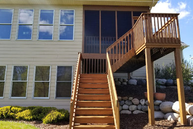 Wood Deck: Exterior Stairs