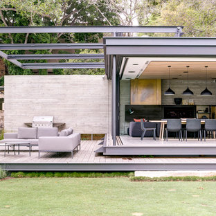 Modern deck in Sydney with a pergola.