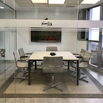 Interiorismo de oficinas KM13 - Sala de reuniones