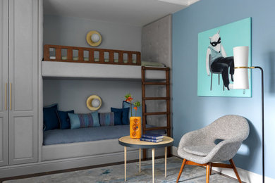 Идея дизайна: нейтральная детская в современном стиле с спальным местом и синими стенами