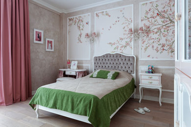 This is an example of a medium sized romantic kids' bedroom in Saint Petersburg.