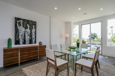 Minimalist dining room photo in Los Angeles