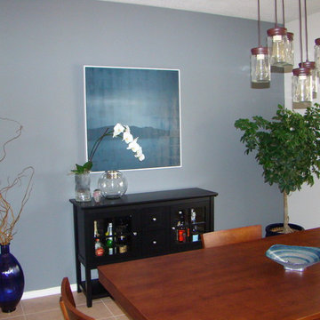 Accent wall in gray