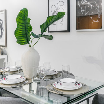 Airbnb Loft: Dining Room
