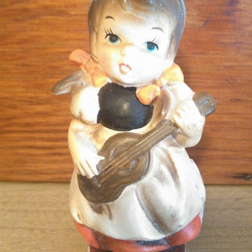 antiquities and vintage n new items as well as handpainted