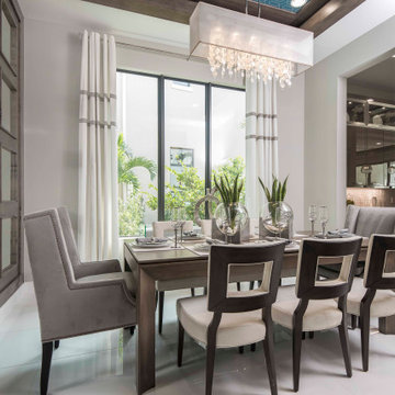 Artistry Palm Beach - Vasari Model Dining Room