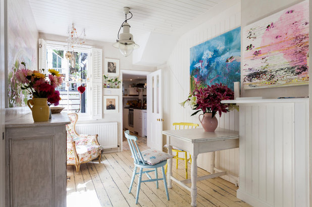 Shabby-chic Style Dining Room by Chris Snook