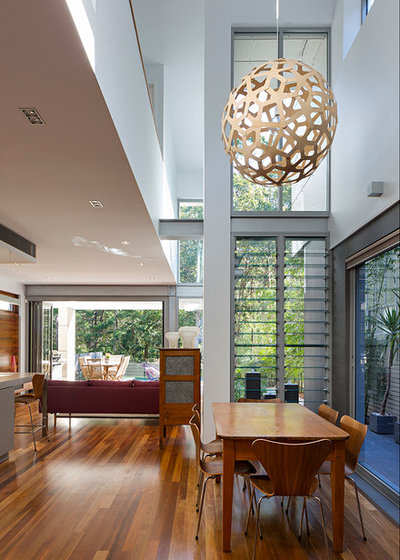 Contemporary Dining Room by Tim Stewart Architects